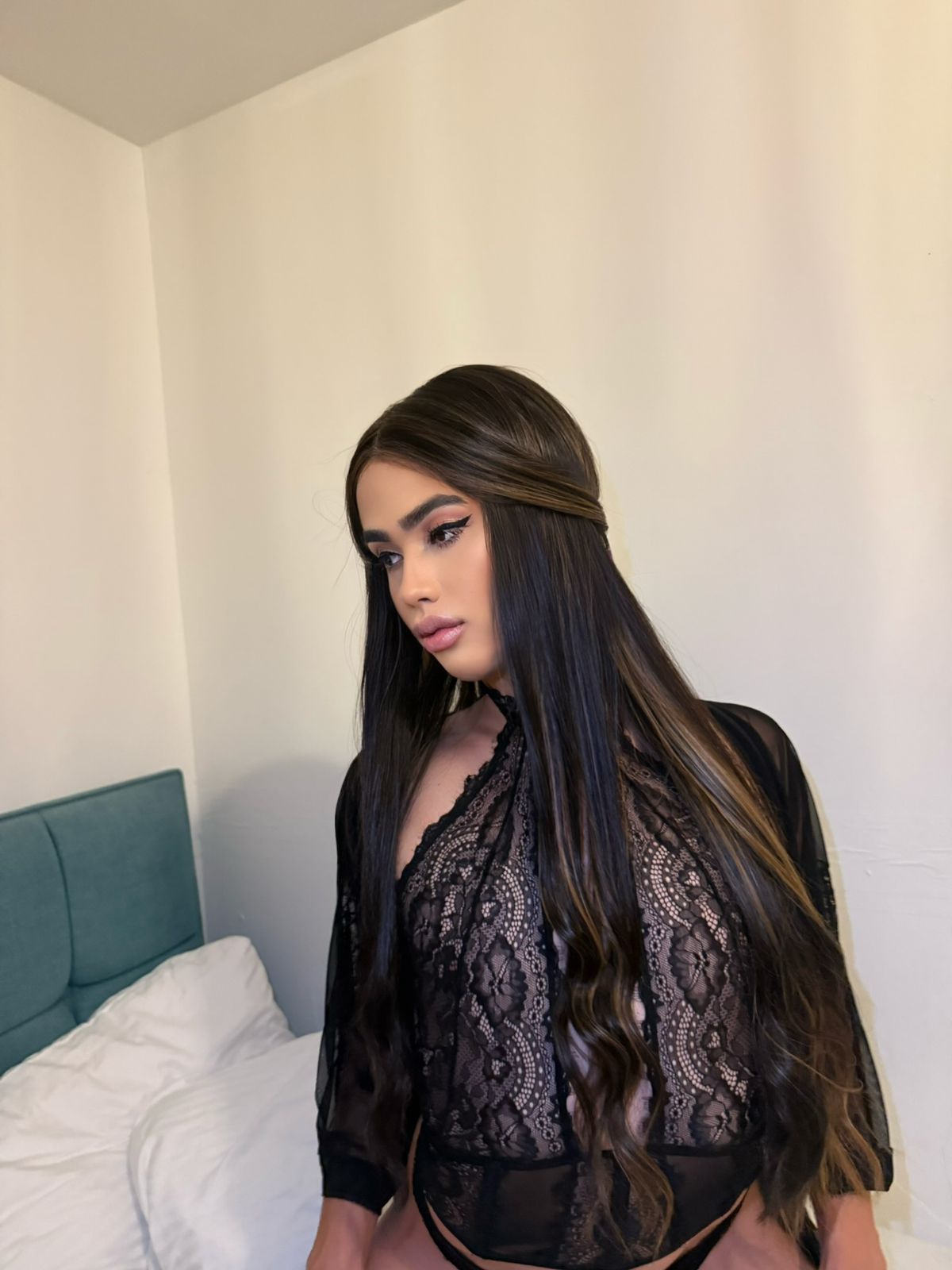 אנגל- ליידי בוי תל אביב- ליידי בוי שובבה