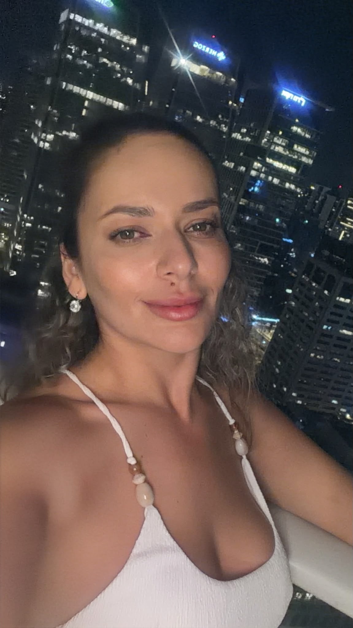 פצצה בחורה תיירת – בחיפה