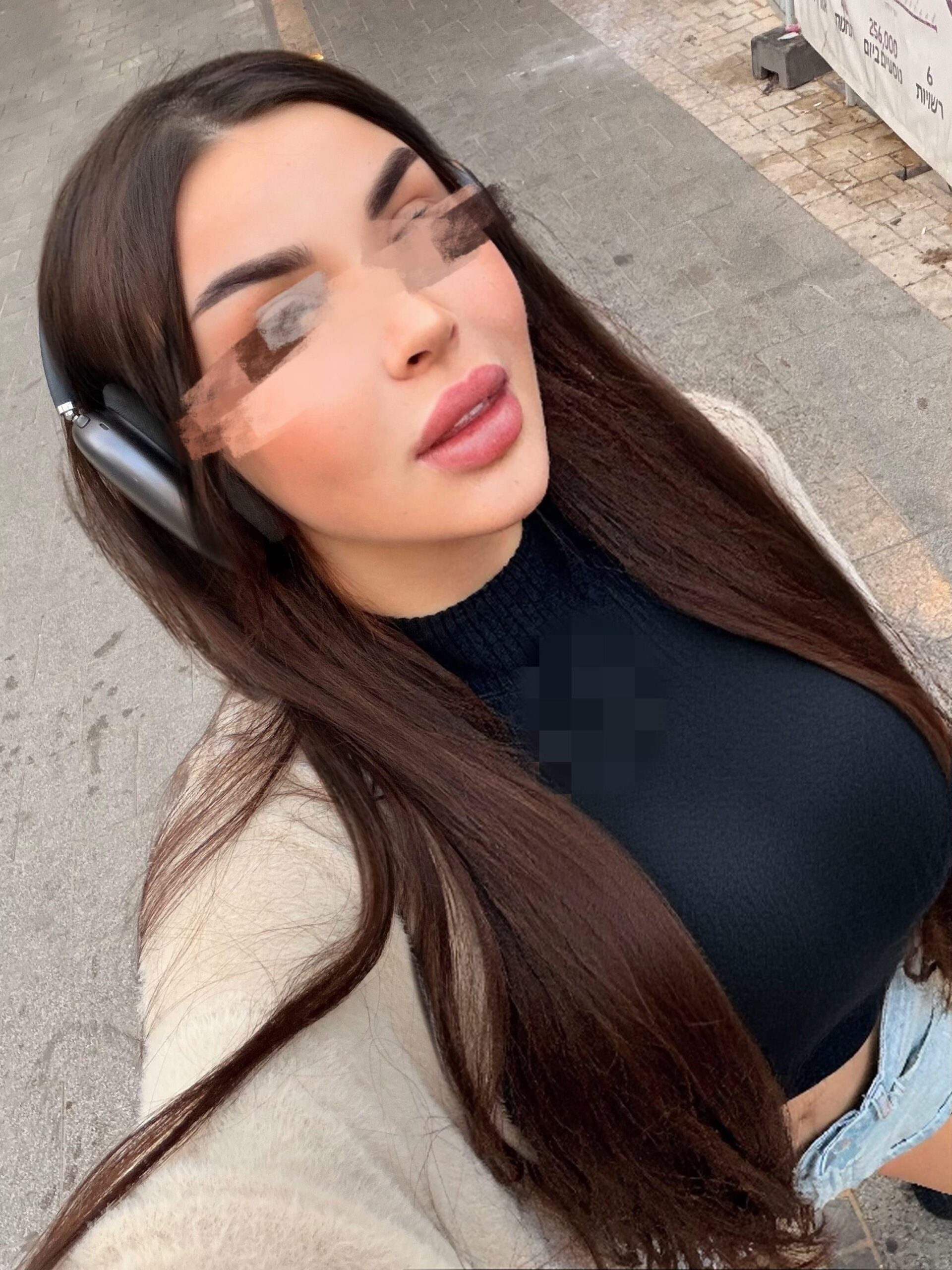 תיירת אירופאית -בתל אביב