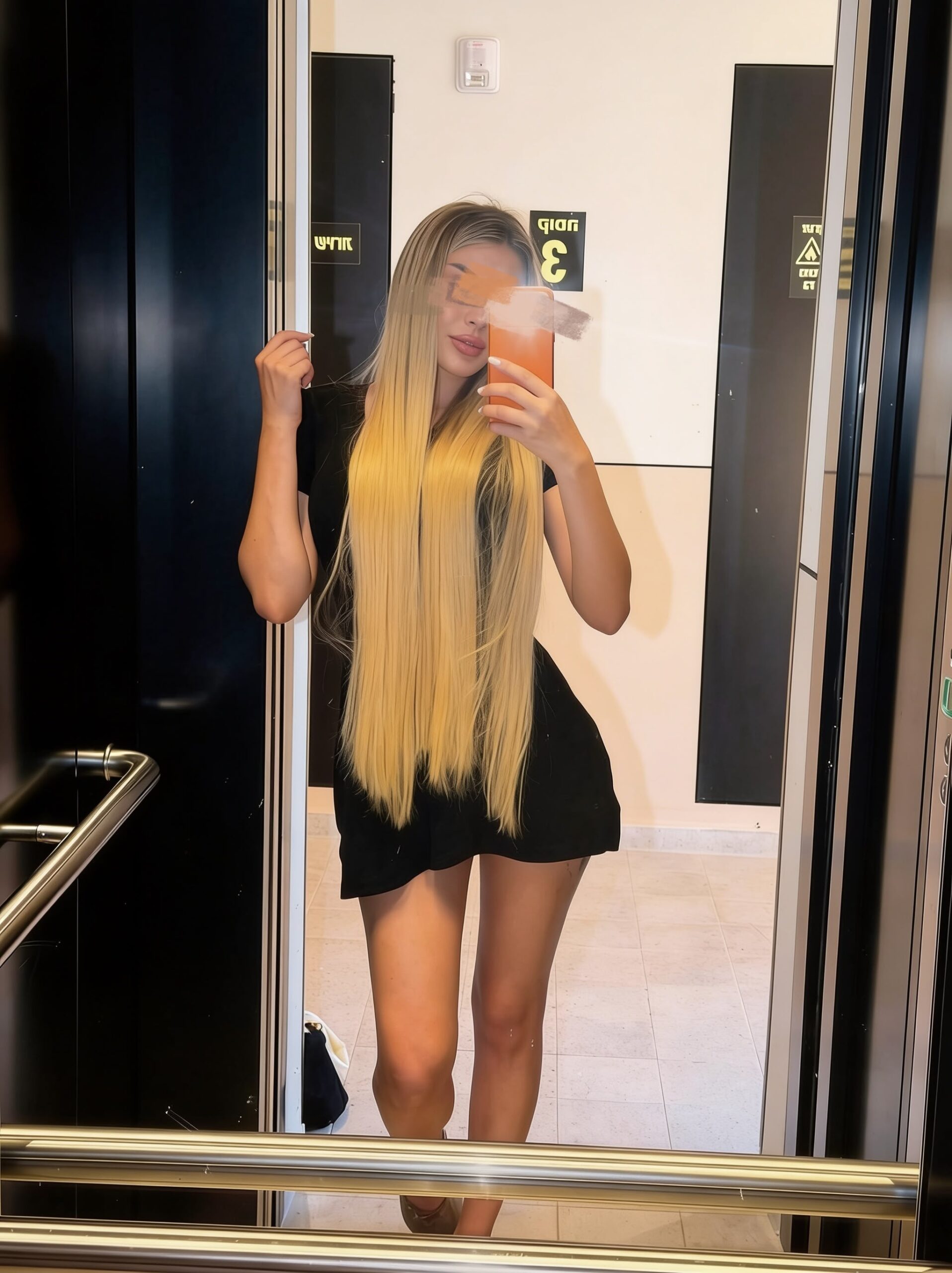 תל אביב – ברונטית תיירת